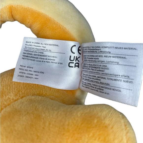 POKEMON SELECT Shiny Charmander Plush Stuffed Toy 2021 Nintendo 8” Orange Eyes - Picture 7 of 8